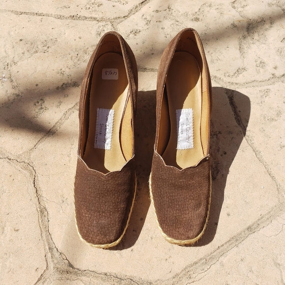 Town & Country Wedge Espadrilles Tan Leather New 8.5 Narrow - Picture 2 of 11